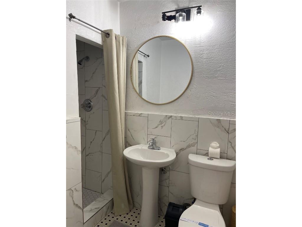 128 Ridgewood Avenue Daytona Beach FL 32117 TB8457170 image49