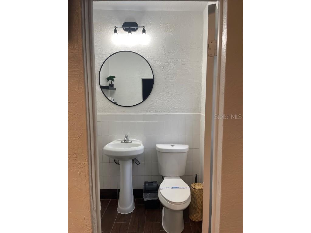 128 Ridgewood Avenue Daytona Beach FL 32117 TB8457170 image58