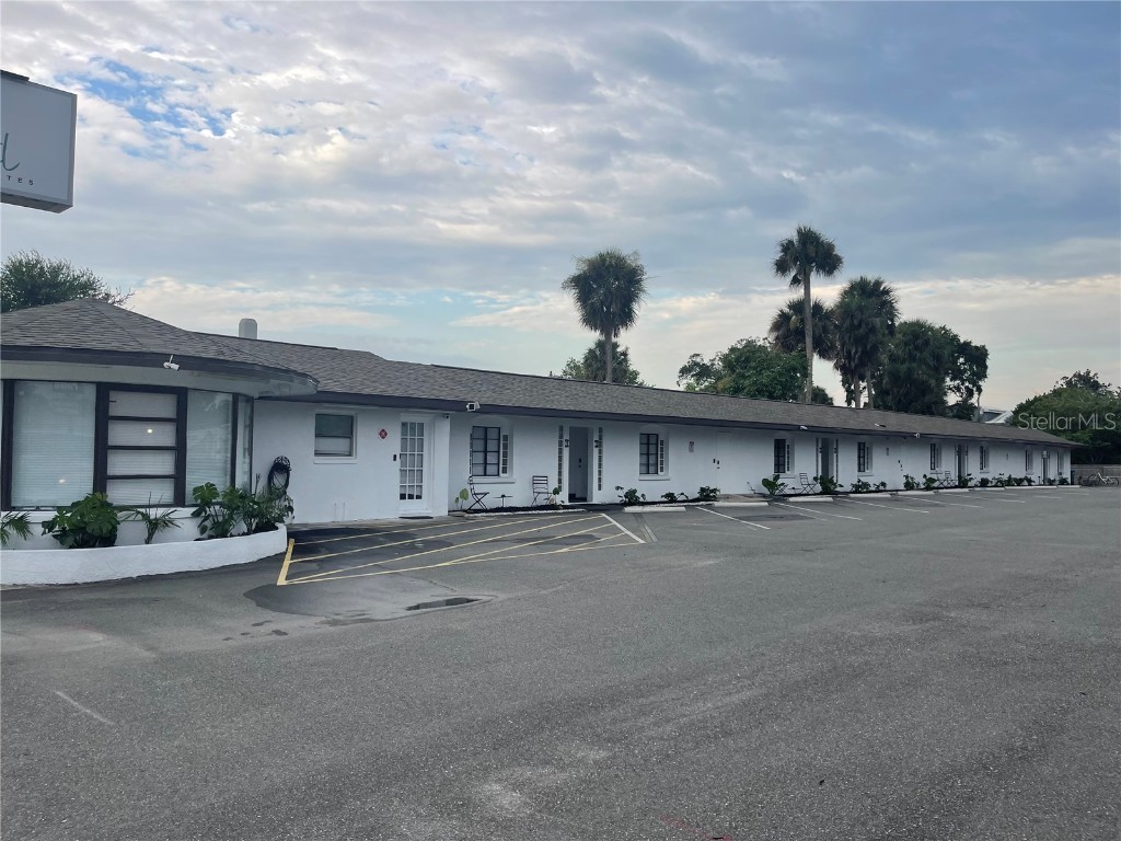 128 Ridgewood Avenue Daytona Beach FL 32117 TB8457170 image8