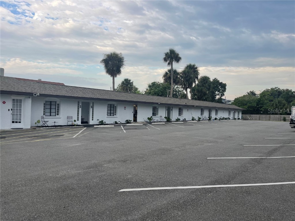 128 Ridgewood Avenue Daytona Beach FL 32117 TB8457170 image9