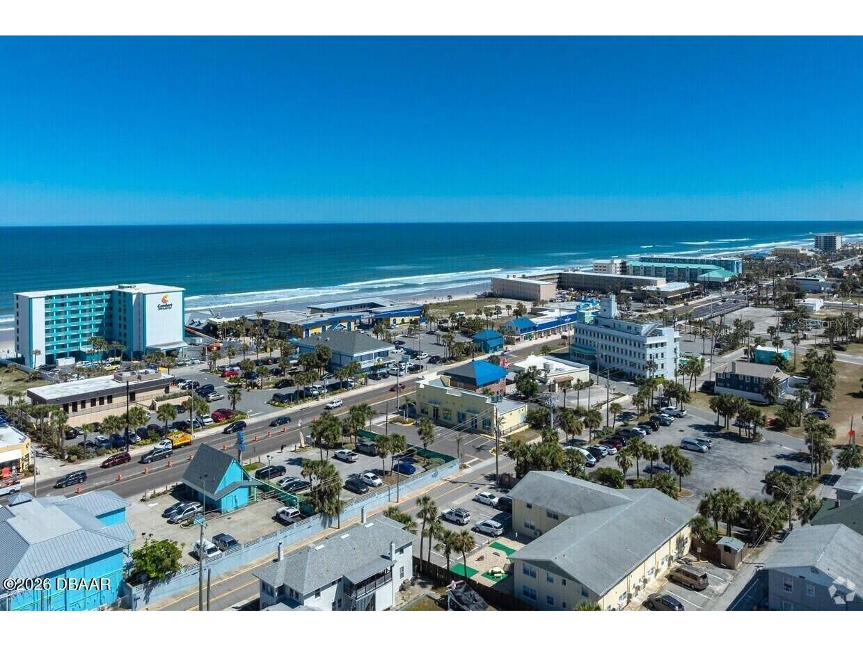 128 S Atlantic Avenue Daytona Beach FL 32118 V4949736 image12