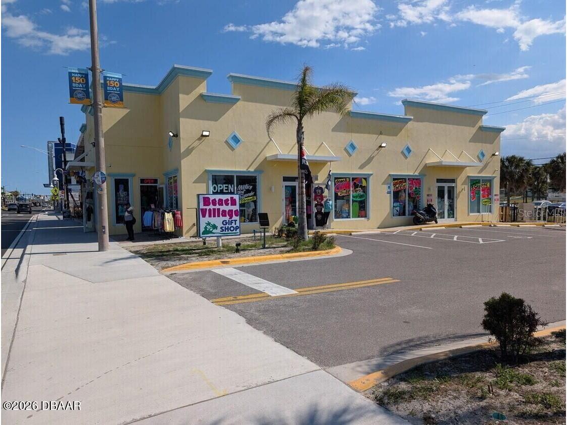 128 S Atlantic Avenue Daytona Beach FL 32118 V4949736 image5