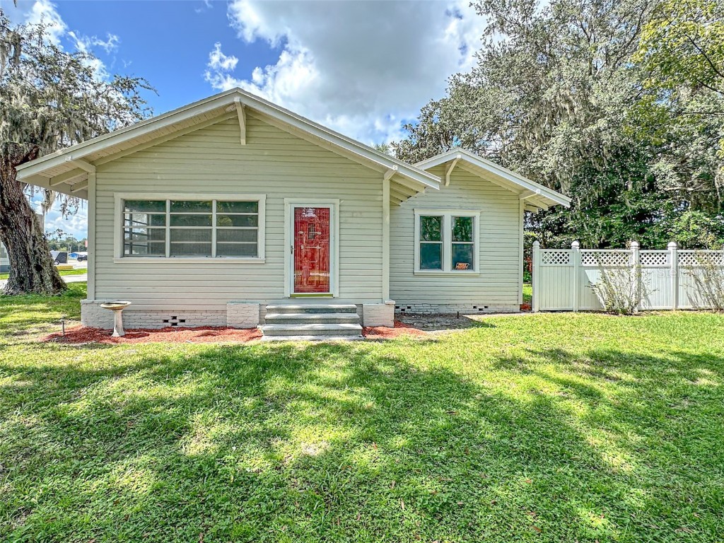 128 S Lanier Avenue Fort Meade FL 33841 L4947764 image1
