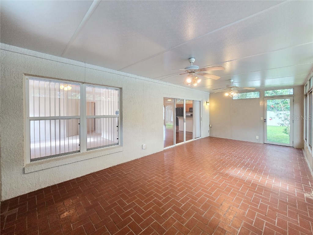 128 Sandhill Crane Run Orlando FL 32828 TB8405584 image33