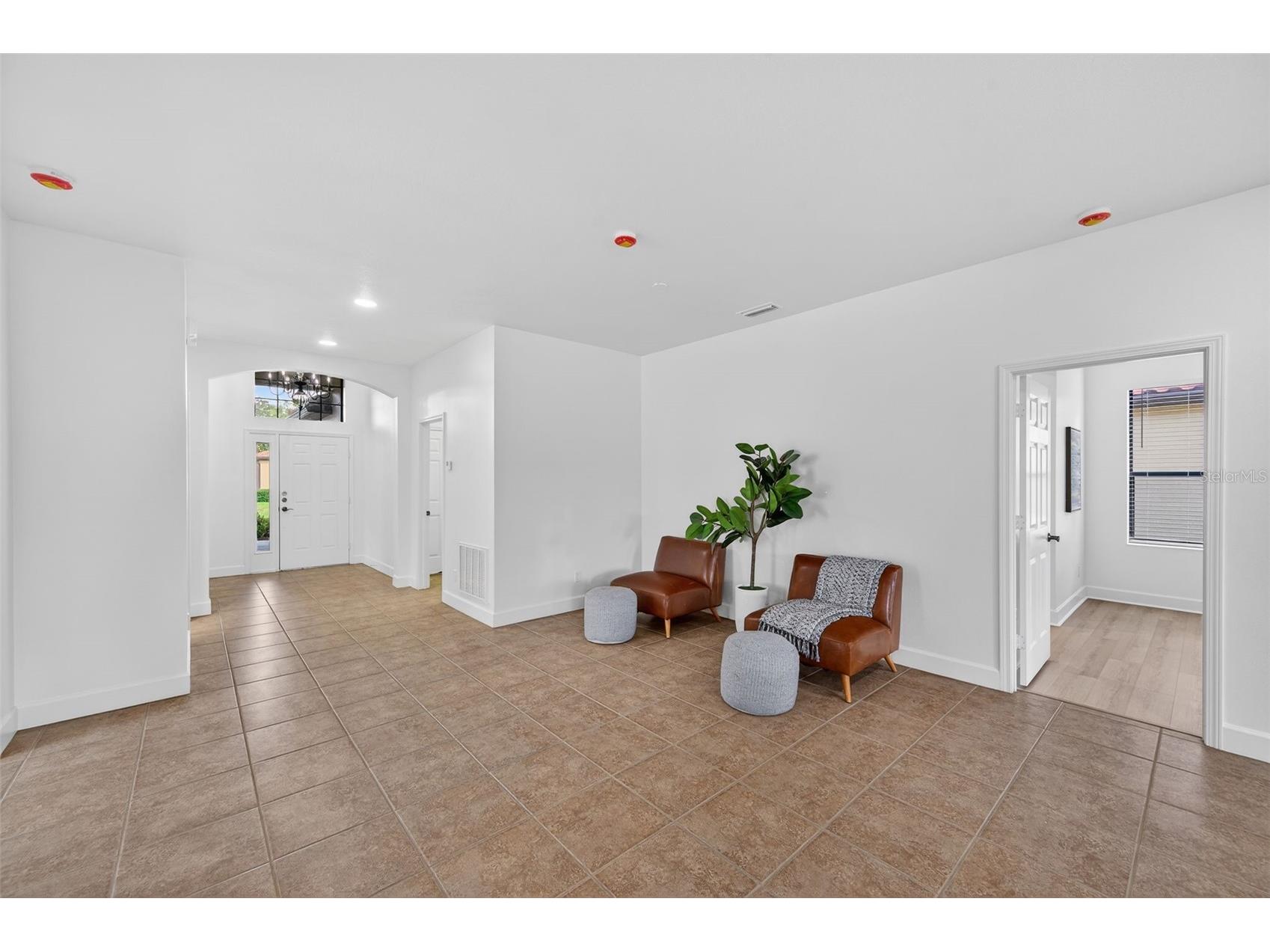 128 Silver Falls Drive Apollo Beach FL 33572 TB8459323 image6