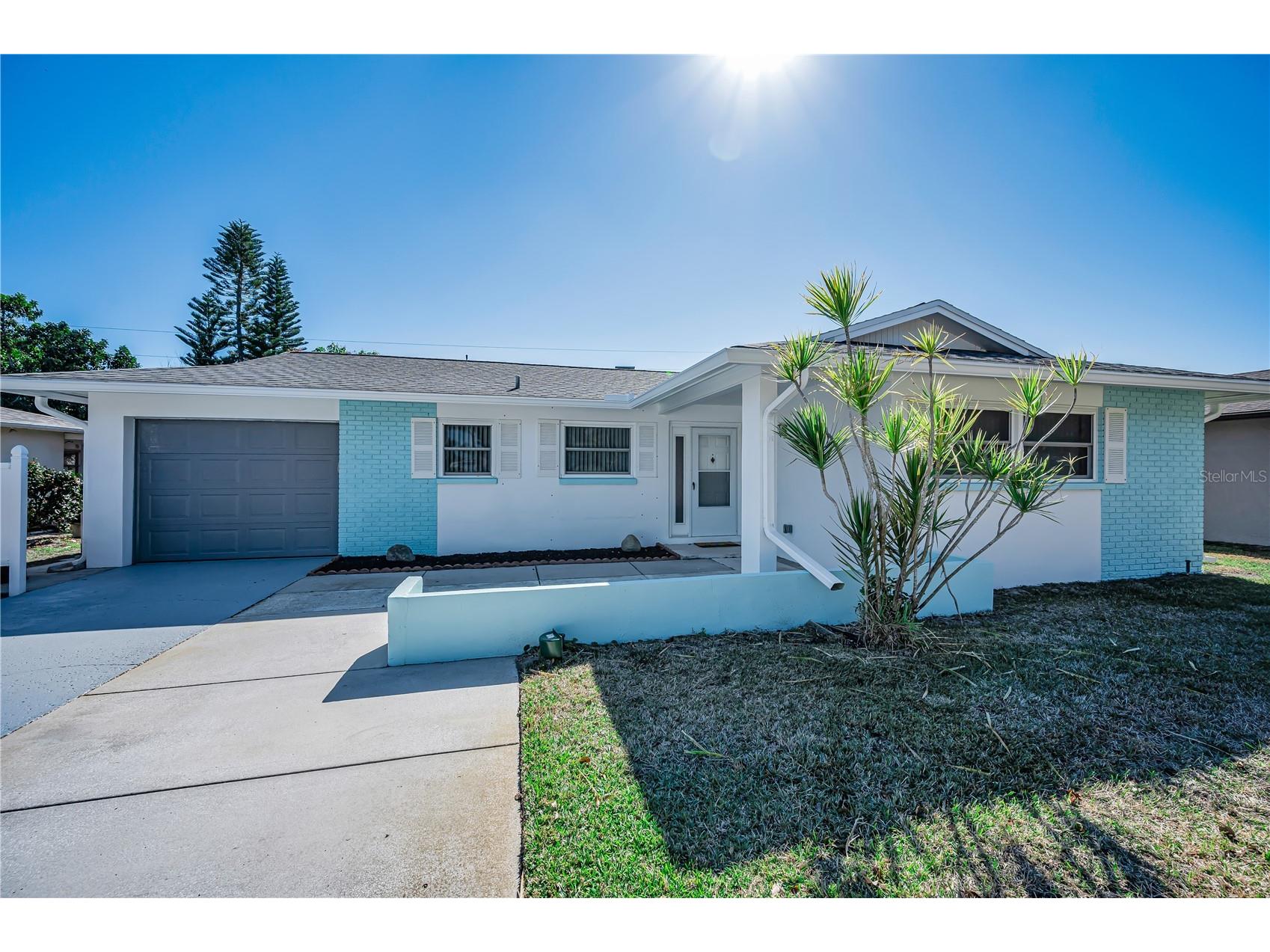 128 Stafford Drive Palm Harbor FL 34684 TB8472338 image1