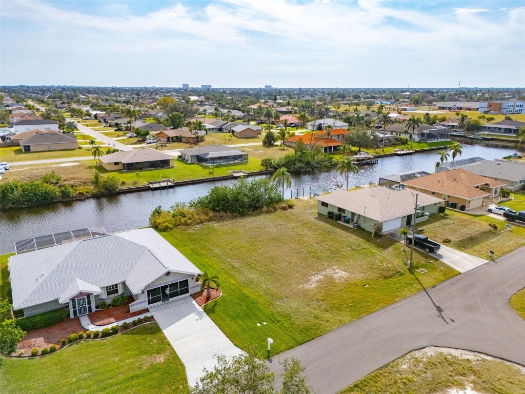 128 SW 34th Lane Cape Coral FL 33914 C7505071 image4