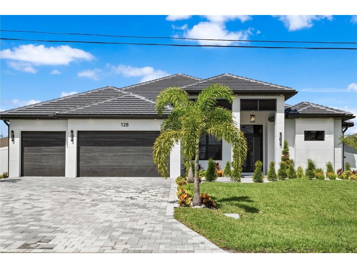 128 SW 35th Avenue Cape Coral FL 33991 A4635433 image1