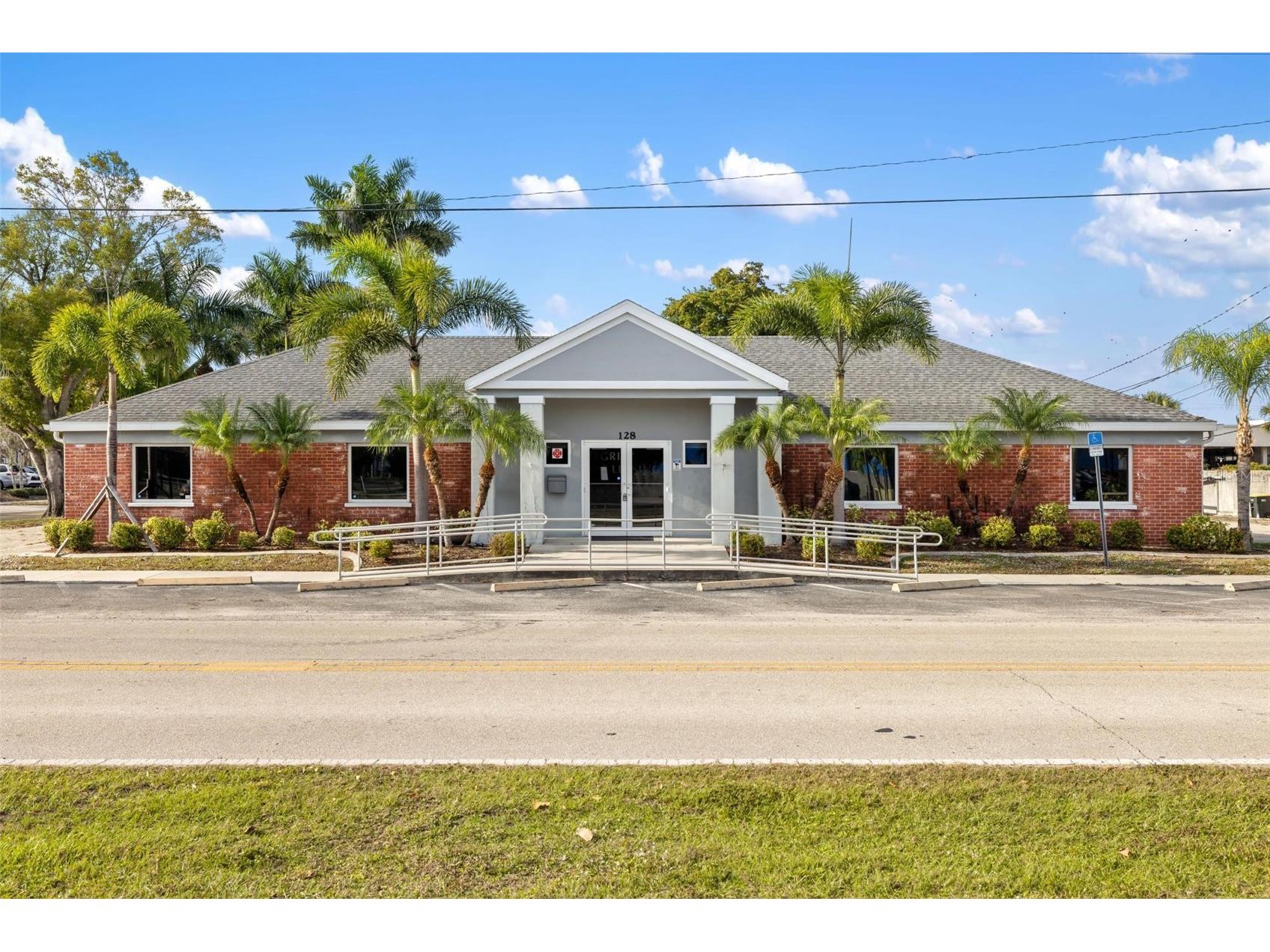 128 W Charlotte Avenue Punta Gorda FL 33950 C7520206 image16