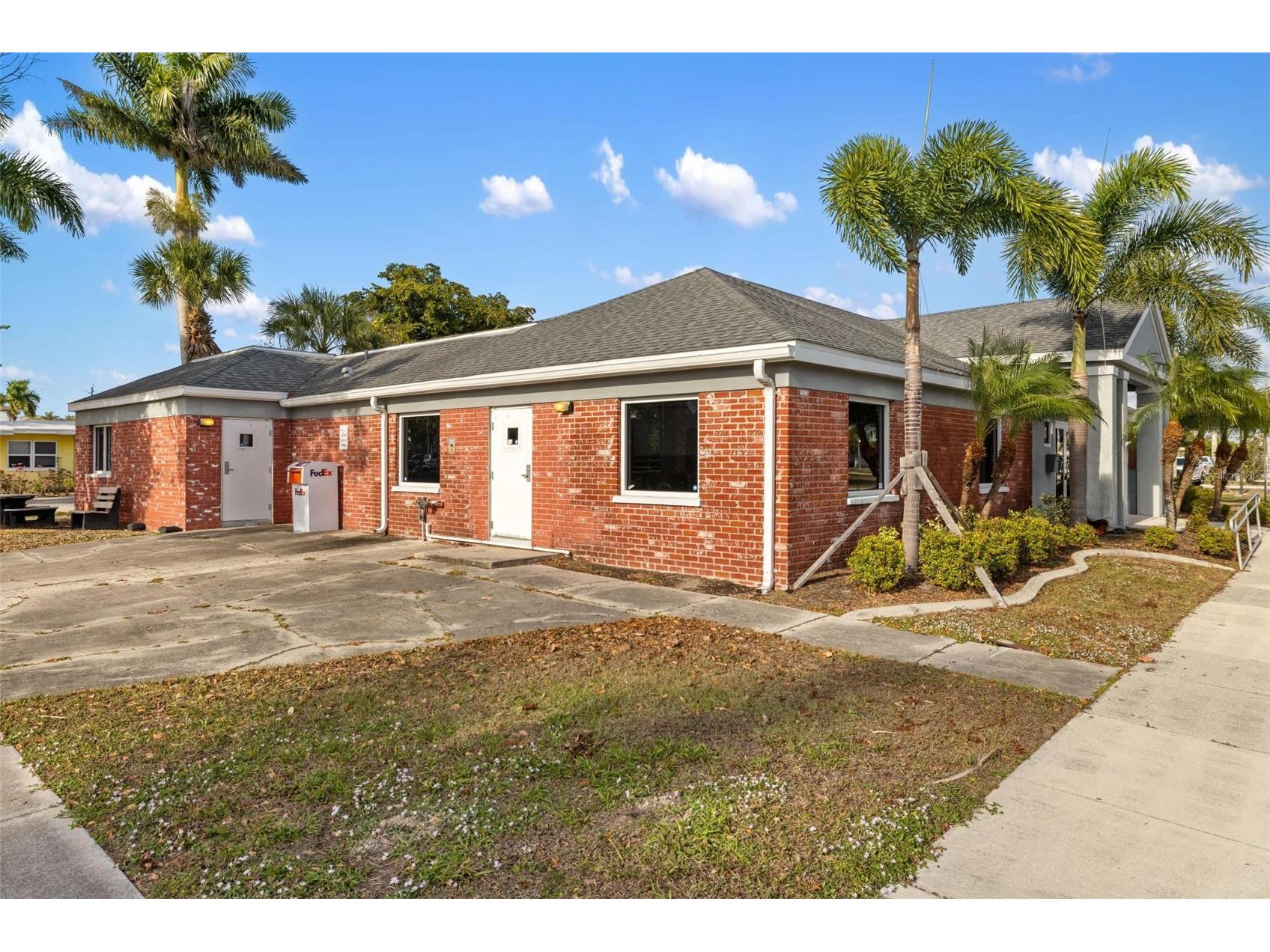 128 W Charlotte Avenue Punta Gorda FL 33950 C7520206 image48