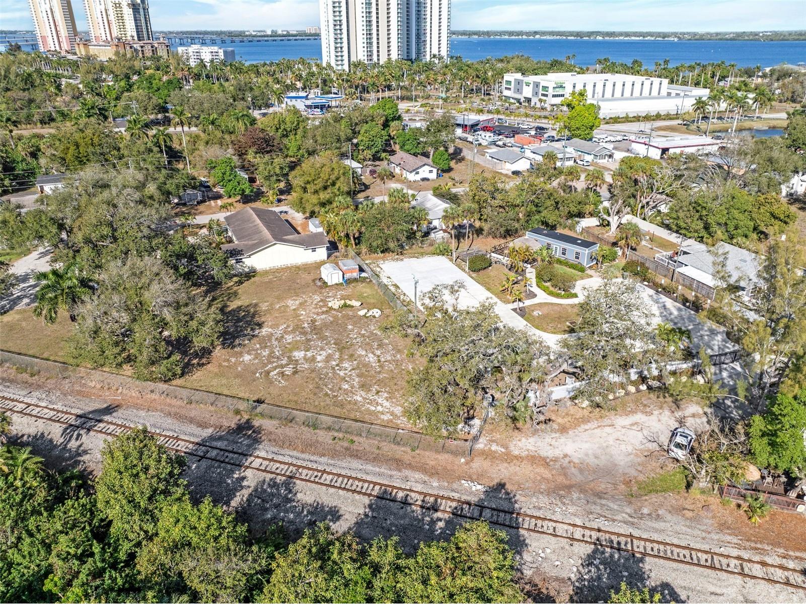 1280 & 1290 Williams Street Fort Myers FL 33916 C7522412 image14