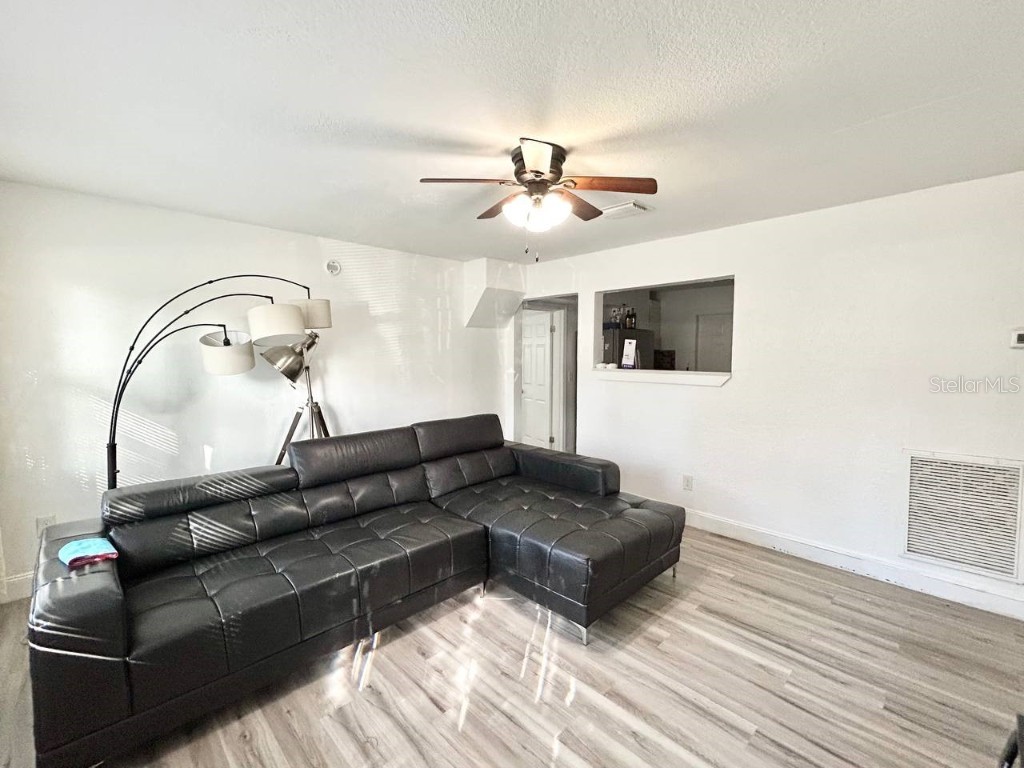 1280 Bertland Way Clearwater FL 33755 TB8452781 image5