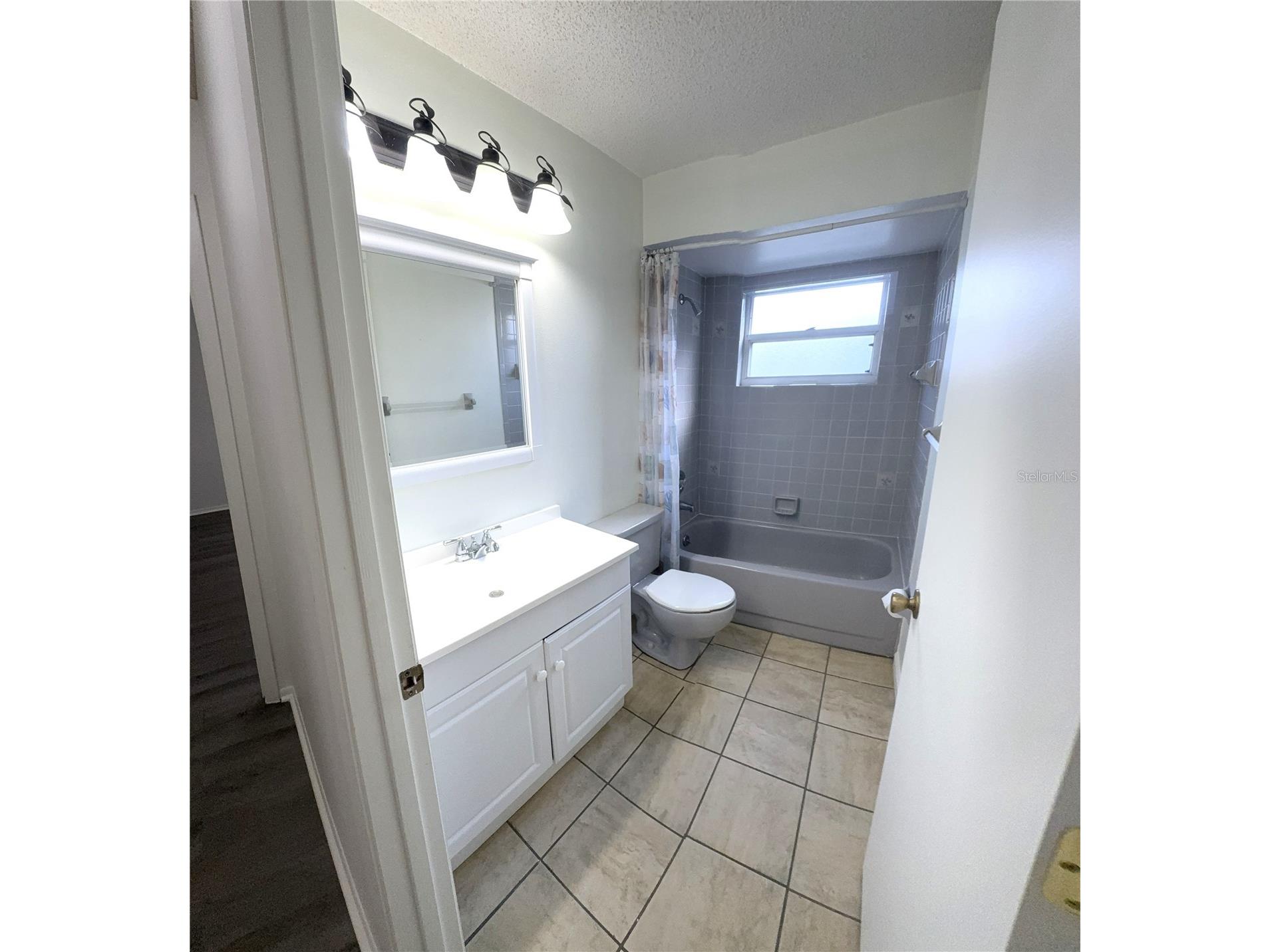 1280 Covey Court Venice FL 34293 A4693358 image28