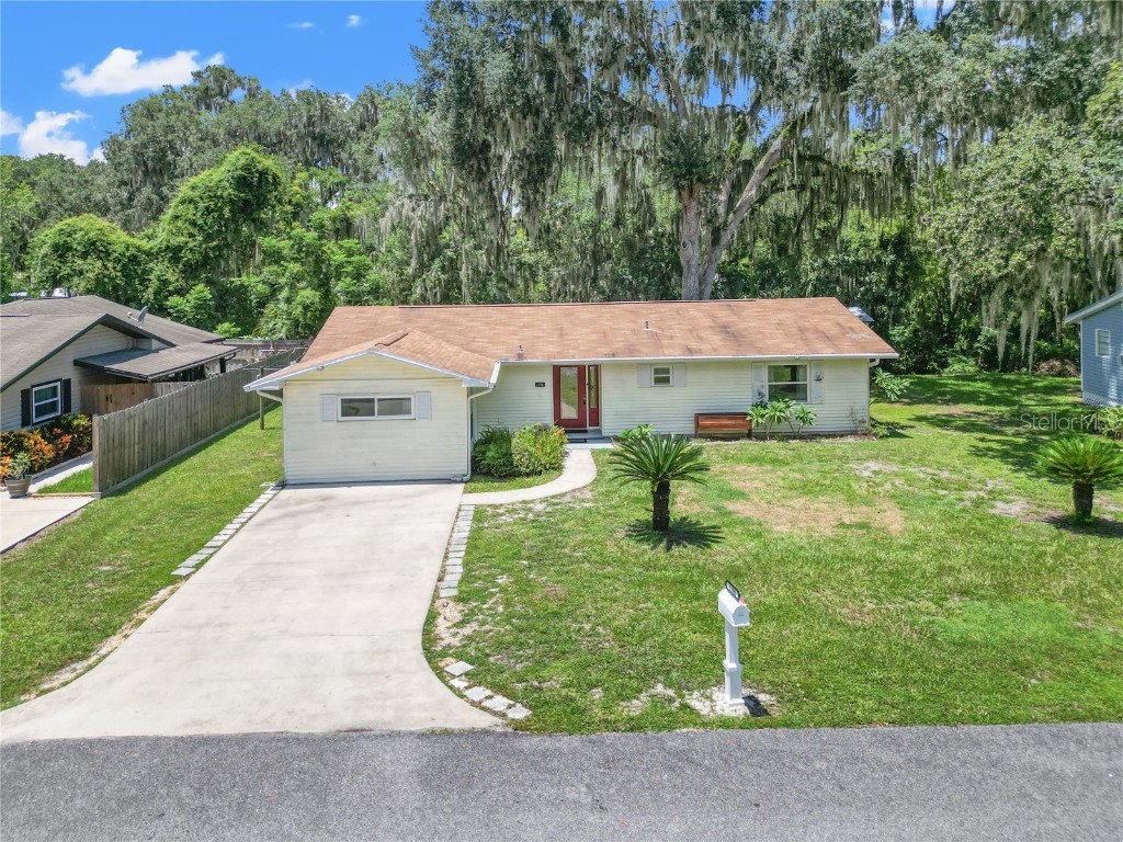 1280 Cr 436 Lake Panasoffkee FL 33538 G5071914 image1