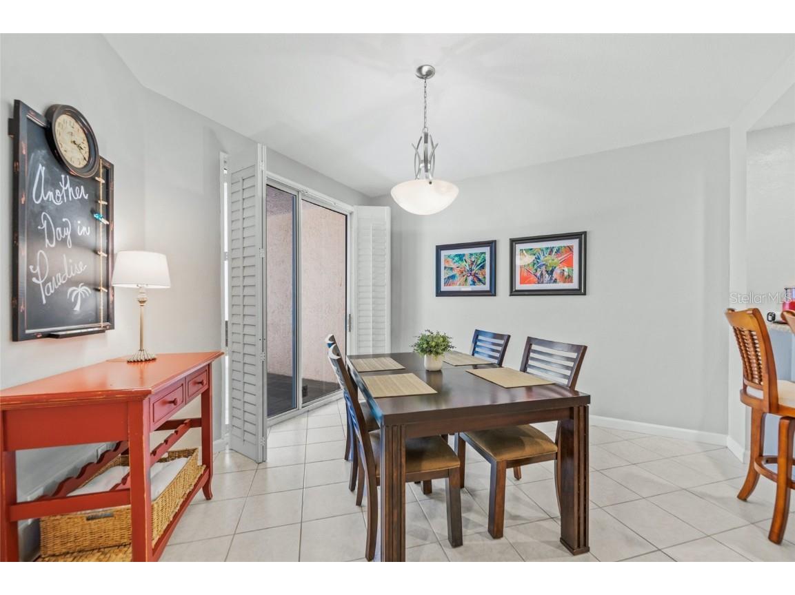 1280 Dolphin Bay Way #204 Sarasota FL 34242 A4671494 image11