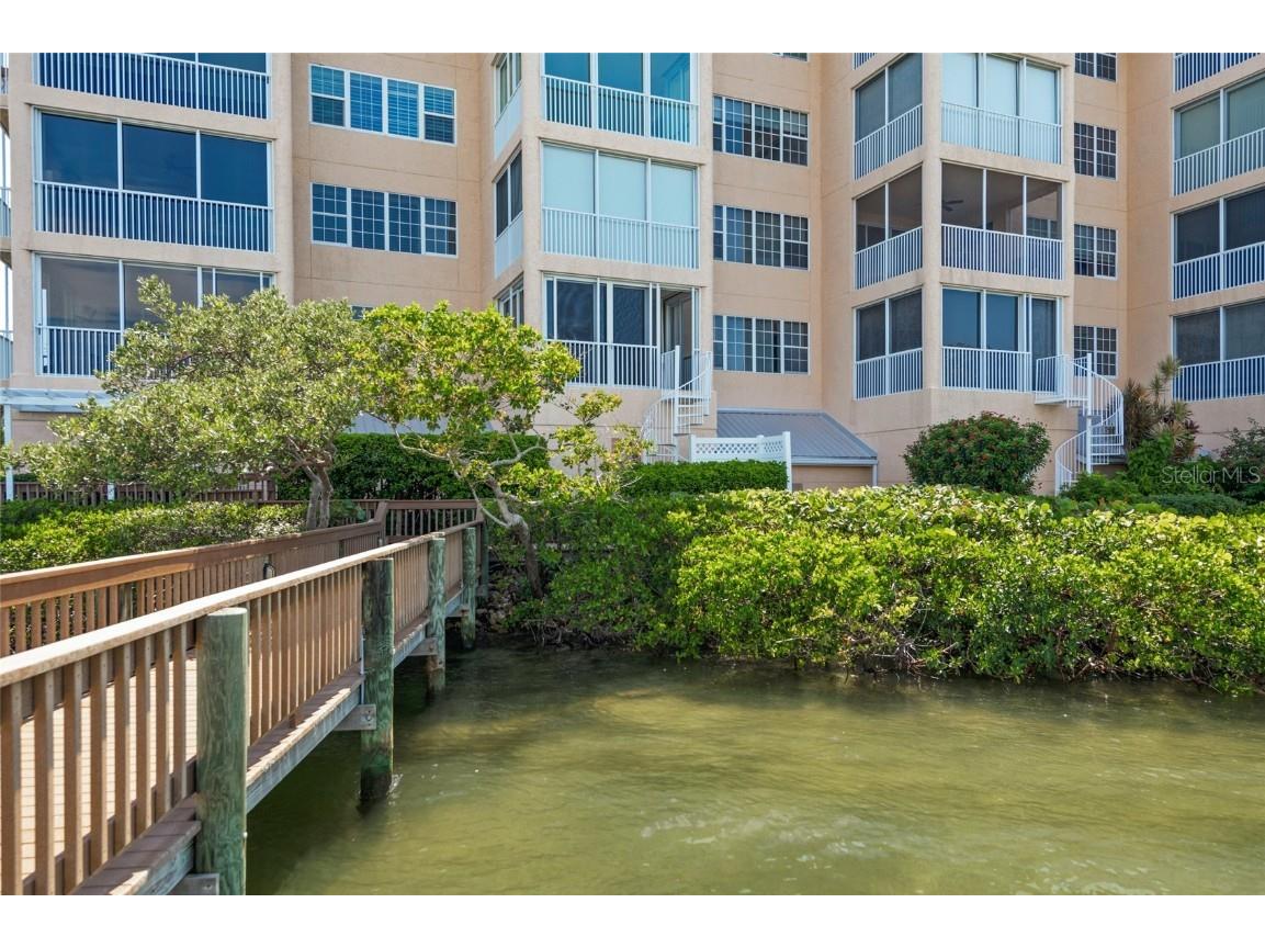 1280 Dolphin Bay Way #204 Sarasota FL 34242 A4671494 image33