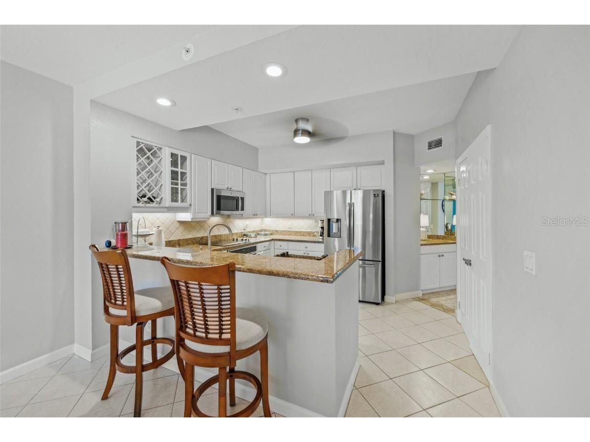 1280 Dolphin Bay Way #204 Sarasota FL 34242 A4671494 image7