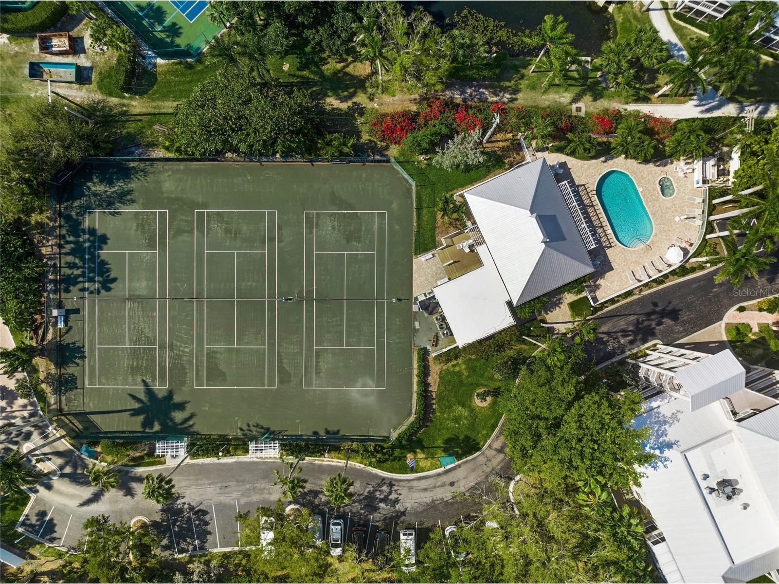 1280 Dolphin Bay Way #402 Sarasota FL 34242 A4682864 image35