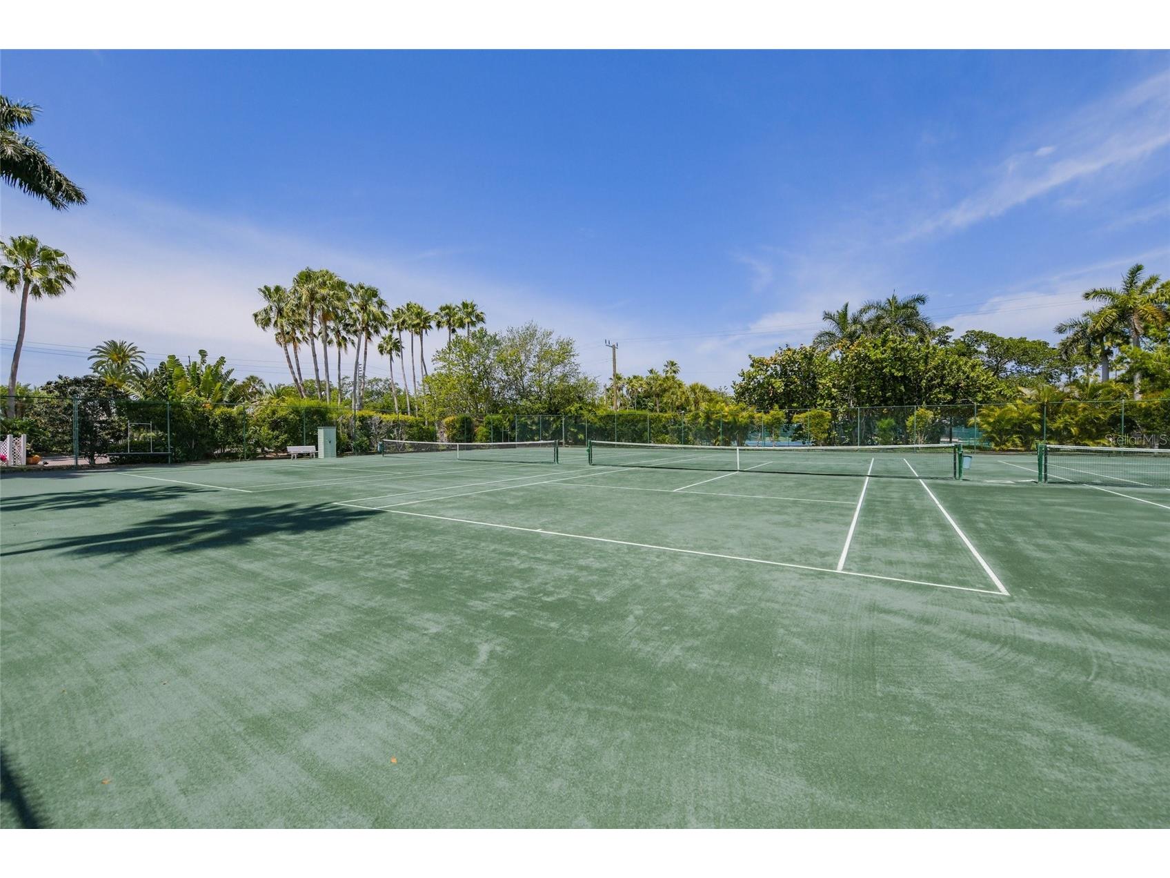 1280 Dolphin Bay Way #402 Sarasota FL 34242 A4682864 image38