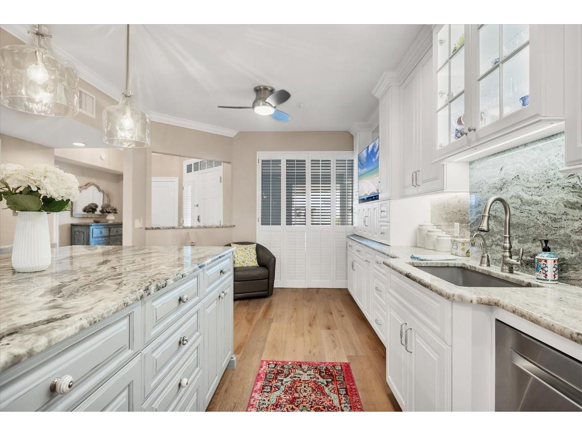 1280 Dolphin Bay Way #503 Sarasota FL 34242 - INTRACOASTAL A4648276 image12