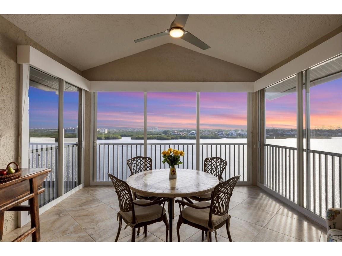 1280 Dolphin Bay Way #503 Sarasota FL 34242 - INTRACOASTAL A4648276 image2