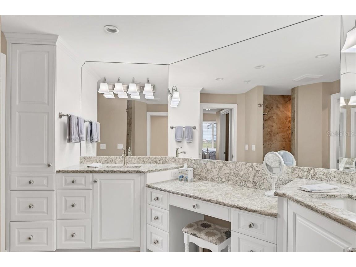 1280 Dolphin Bay Way #503 Sarasota FL 34242 - INTRACOASTAL A4648276 image24