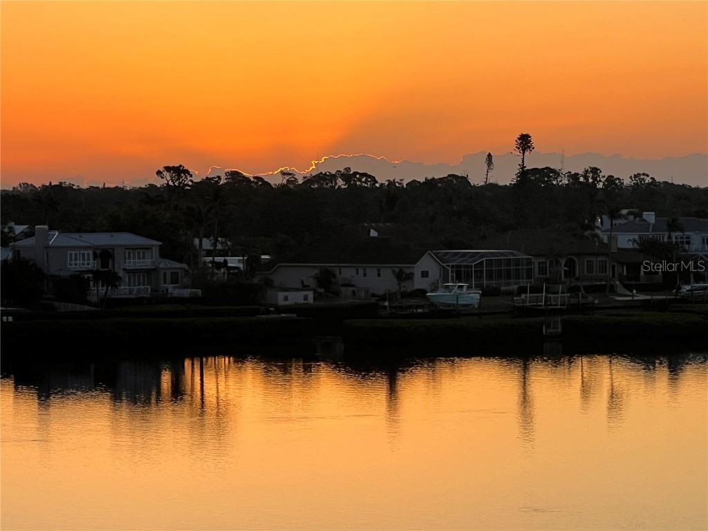 1280 Dolphin Bay Way #503 Sarasota FL 34242 - INTRACOASTAL A4648276 image5