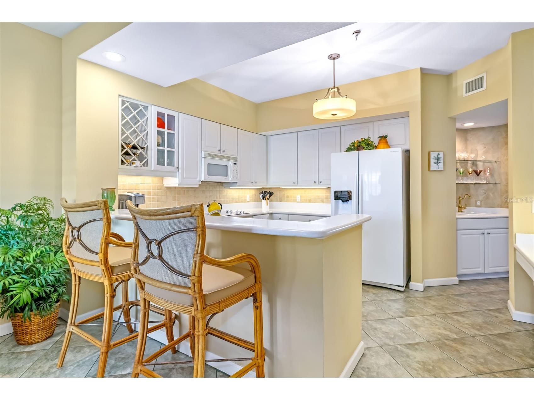 1280 Dolphin Bay Way #504 Sarasota FL 34242 - SARASOTA BAY A4686981 image17