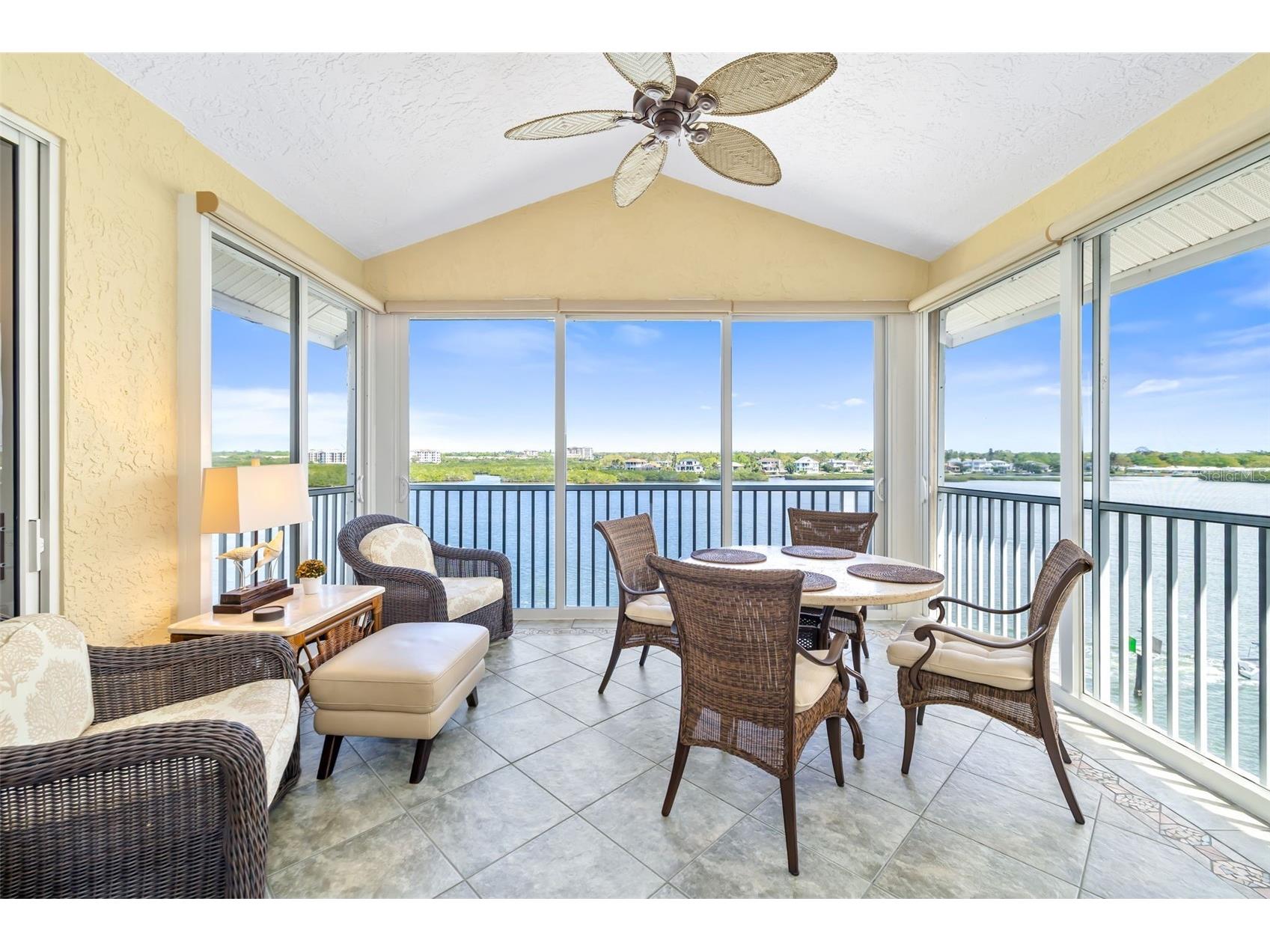 1280 Dolphin Bay Way #504 Sarasota FL 34242 - SARASOTA BAY A4686981 image4