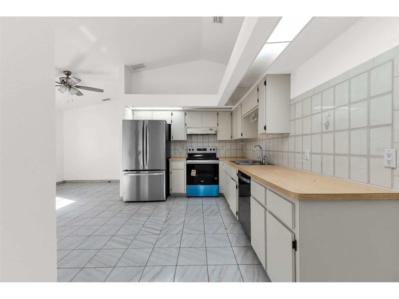 1280 Inverness Street Port Charlotte FL 33952 C7522692 image10