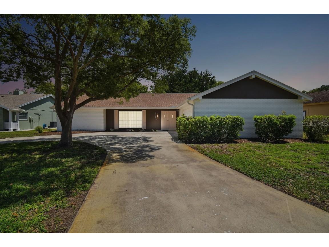 12802 Charter Oak Way Hudson FL 34667 U8198042 image1