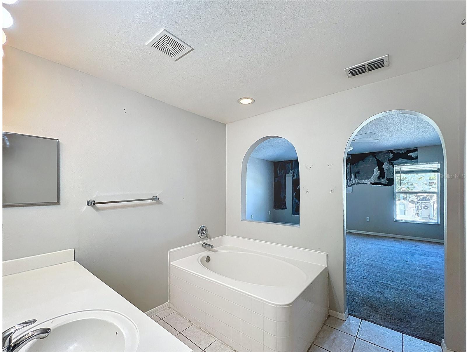 12803 Lake Vista Drive Gibsonton FL 33534 TB8489614 image36