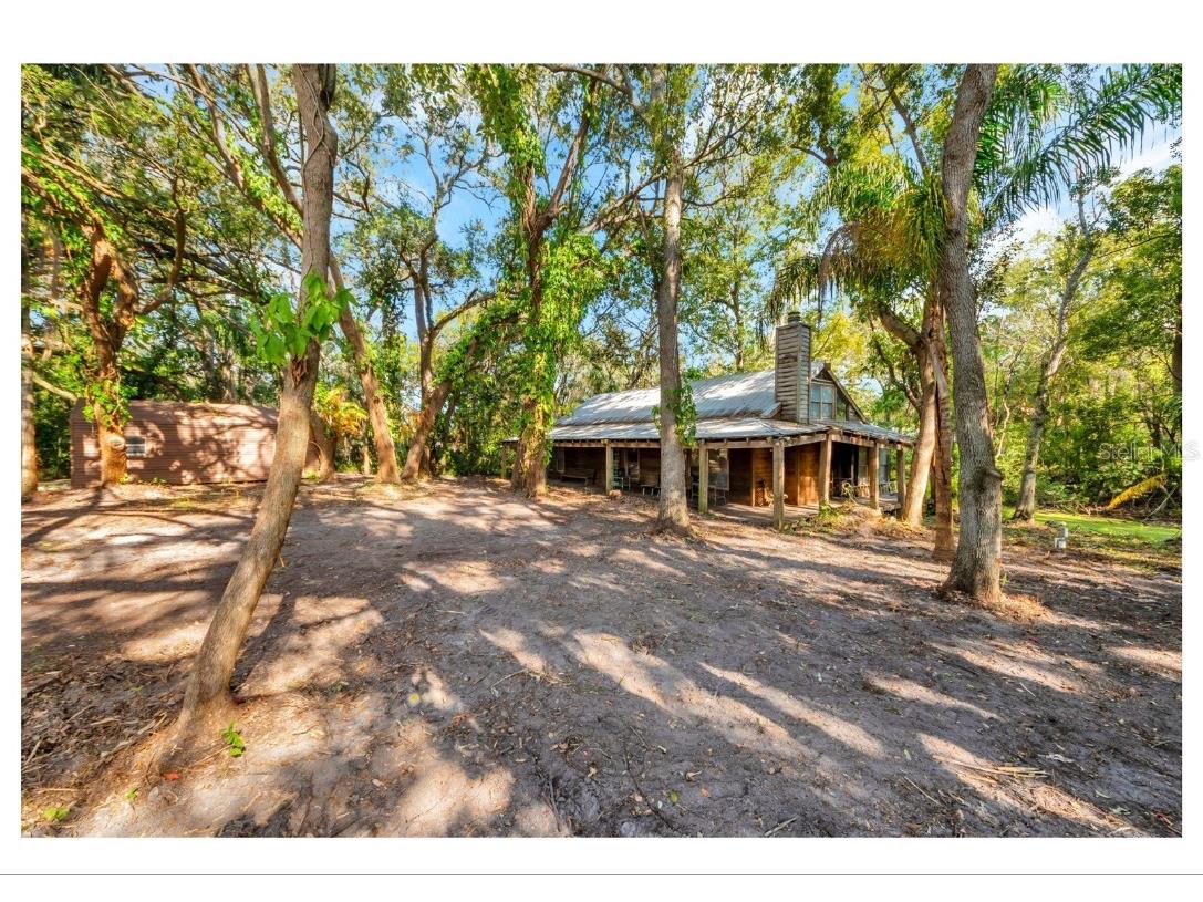 12805 Forest Hills Drive Tampa FL 33612 TB8457120 image10