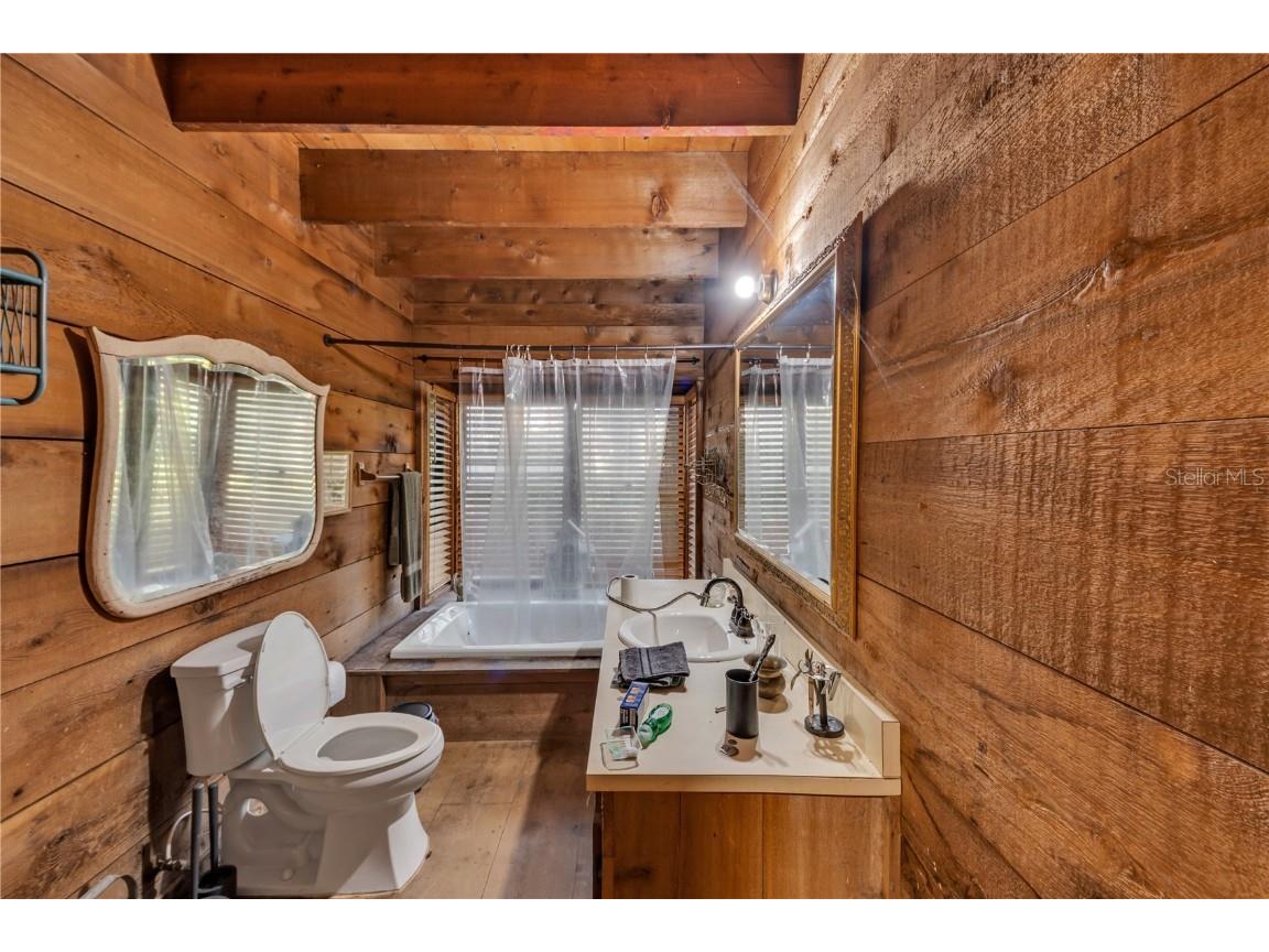 12805 Forest Hills Drive Tampa FL 33612 TB8457120 image31