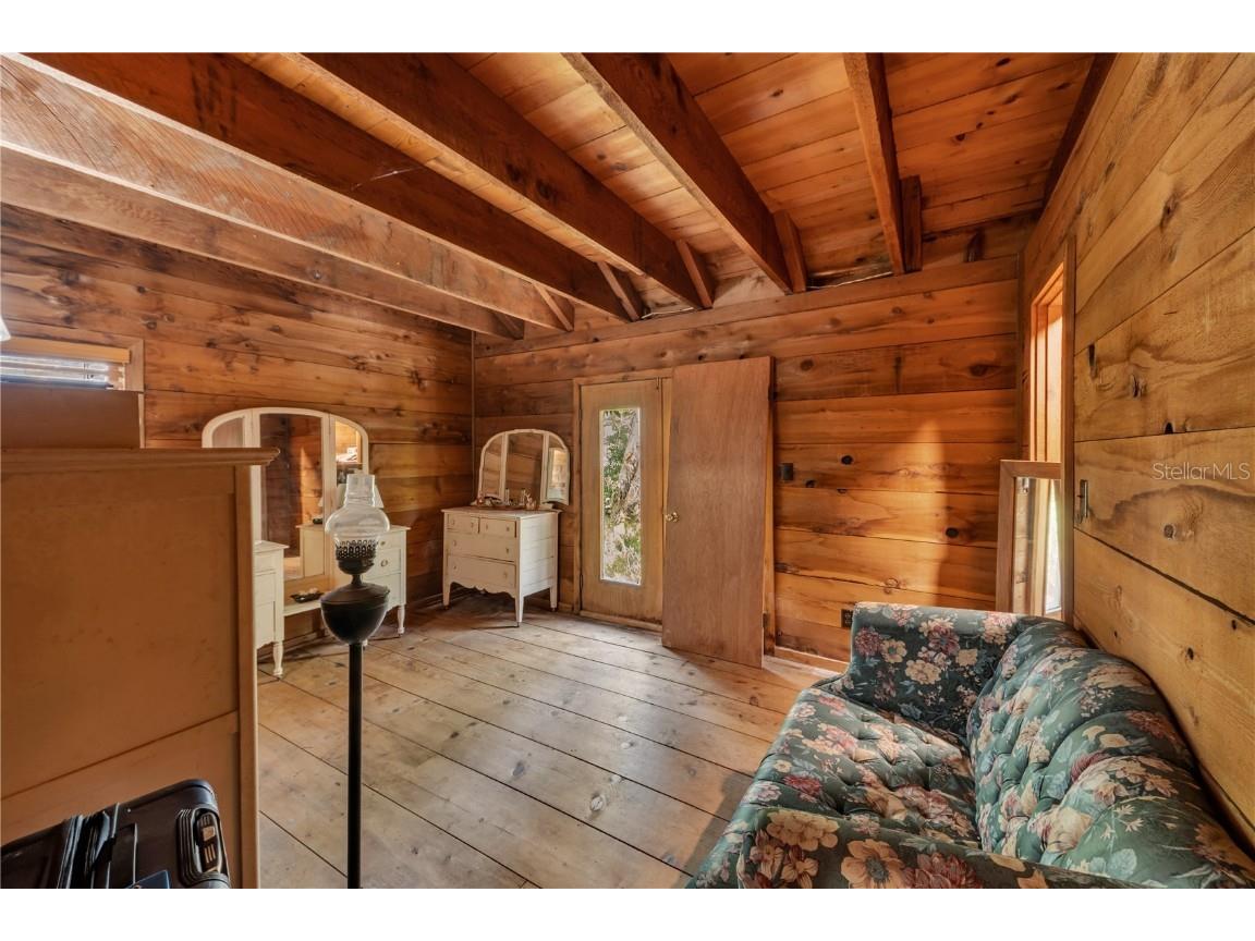 12805 Forest Hills Drive Tampa FL 33612 TB8457120 image32