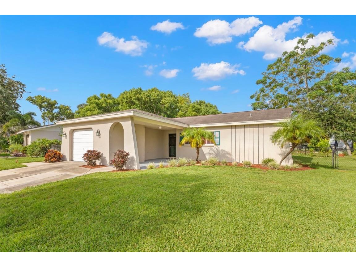 12805 Willowdale Way Hudson FL 34667 U8254595 image1