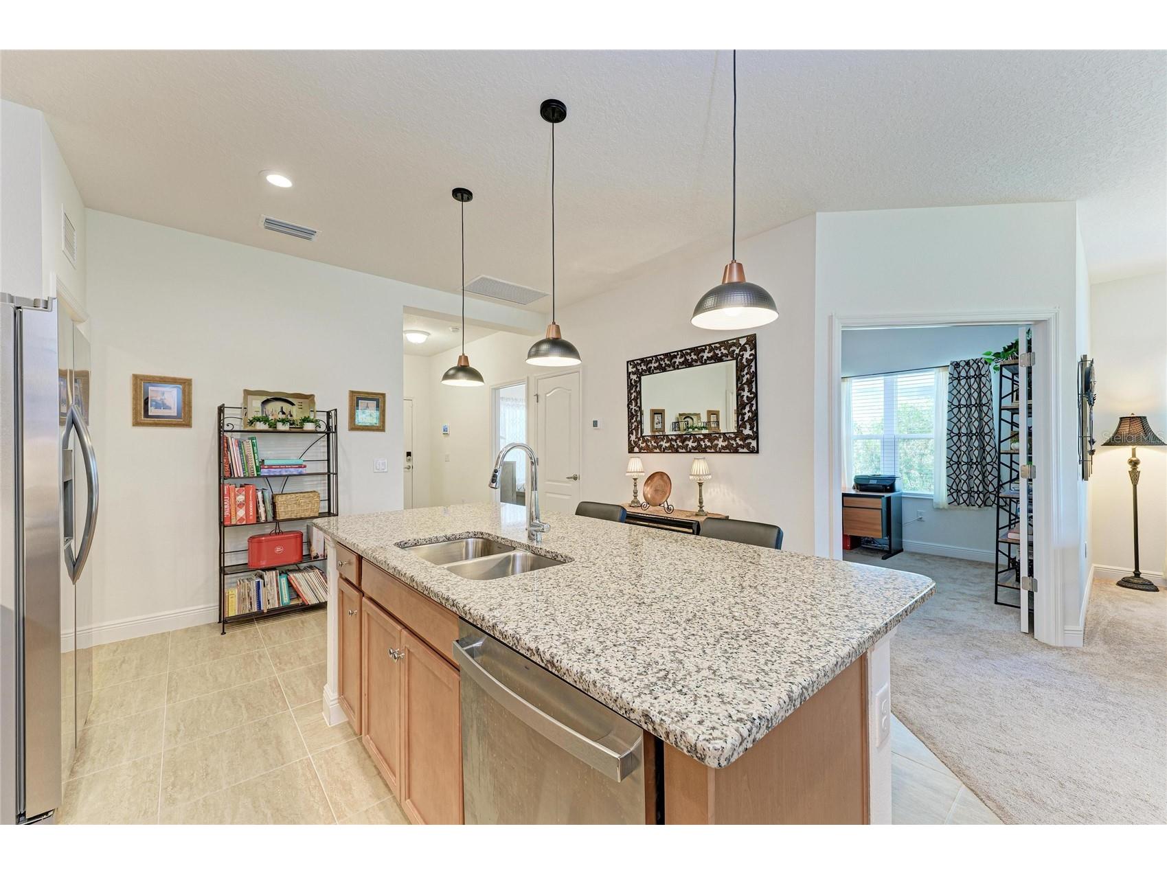 12807 Seasong Terrace Bradenton FL 34211 A4684473 image19