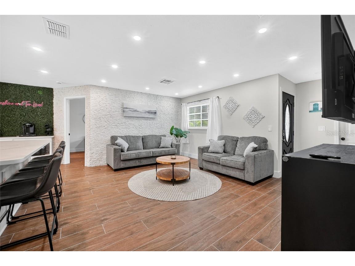 12809 128th Avenue Largo FL 33774 TB8430726 image7