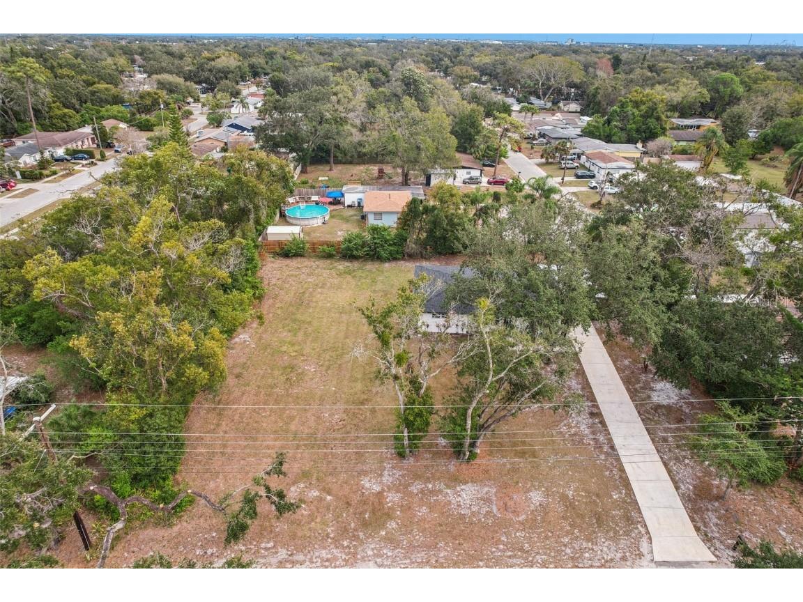 12809 N Boulevard Tampa FL 33612 TB8461197 image10