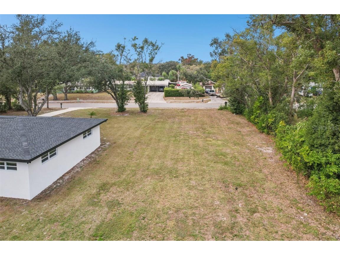 12809 N Boulevard Tampa FL 33612 TB8461197 image11