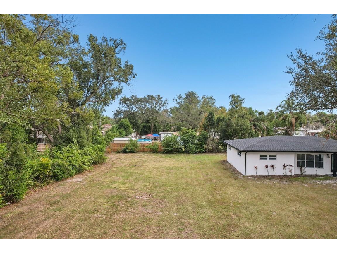 12809 N Boulevard Tampa FL 33612 TB8461197 image13