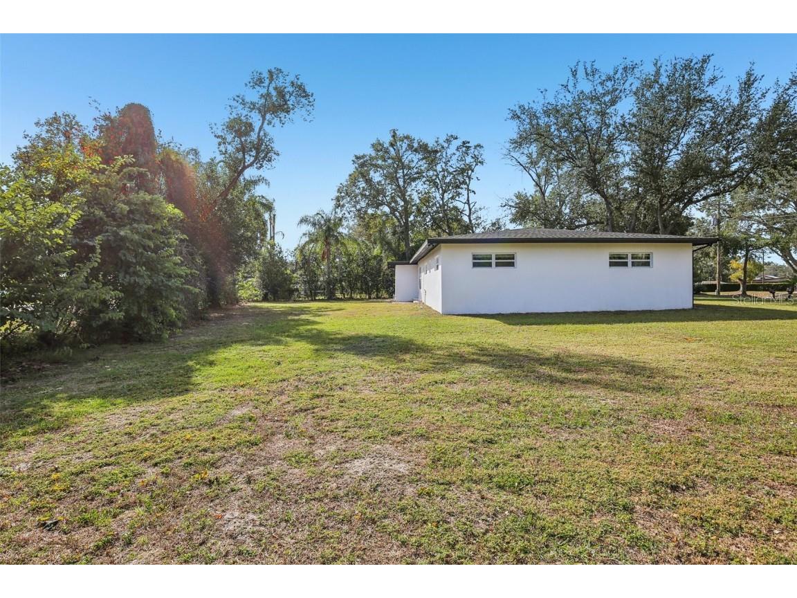 12809 N Boulevard Tampa FL 33612 TB8461197 image17