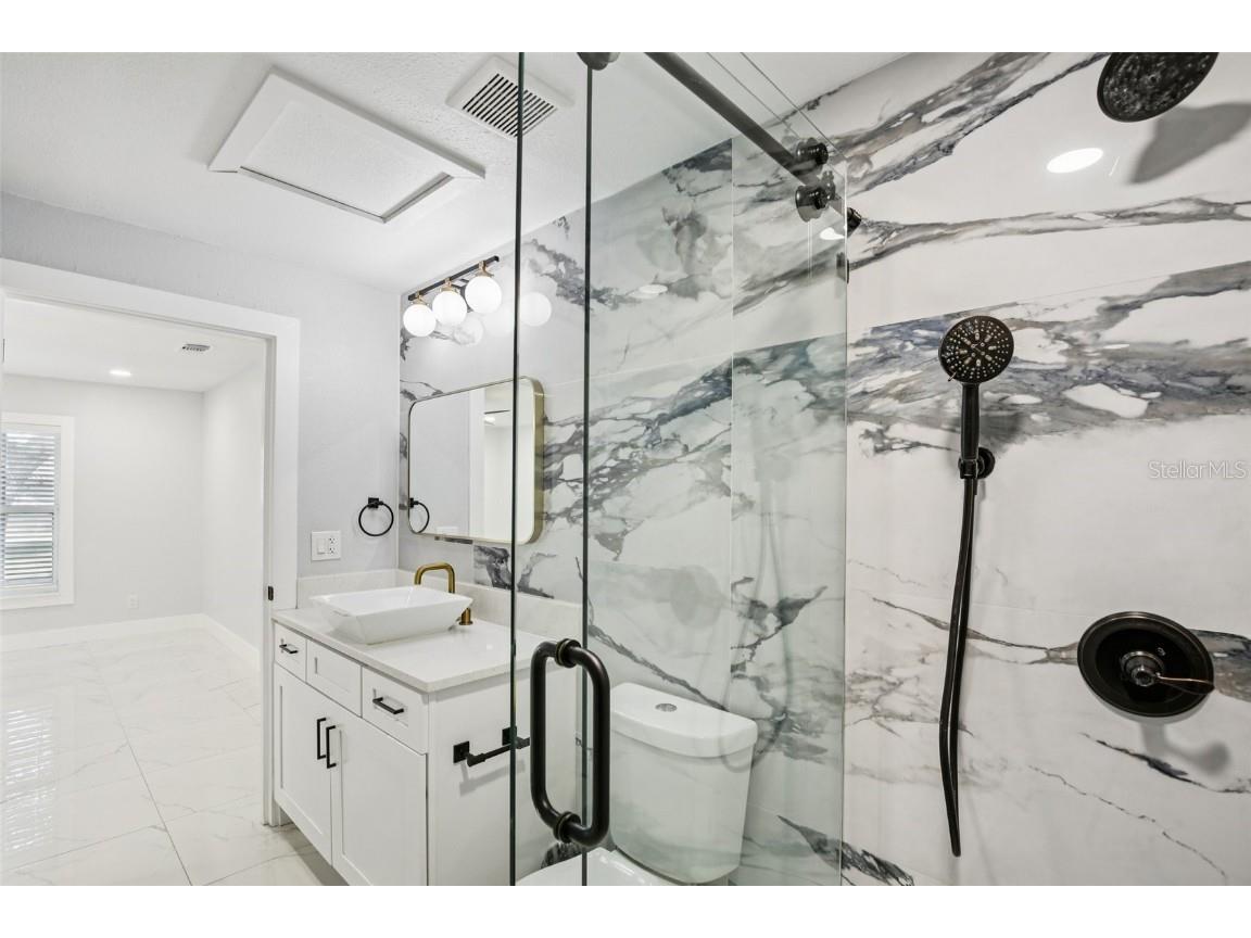 12809 N Boulevard Tampa FL 33612 TB8461197 image23