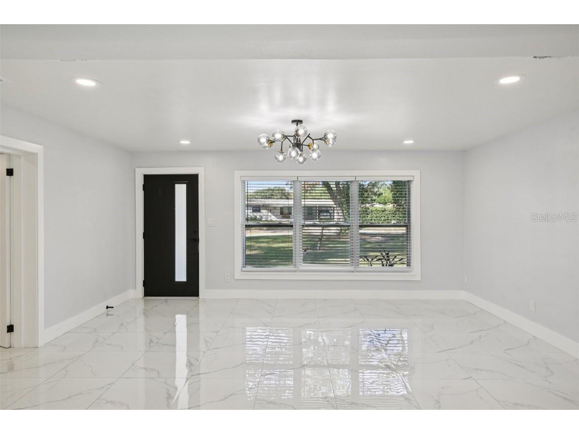 12809 N Boulevard Tampa FL 33612 TB8461197 image46