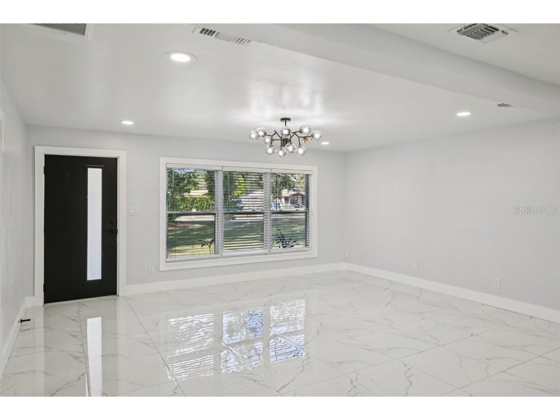 12809 N Boulevard Tampa FL 33612 TB8461197 image47