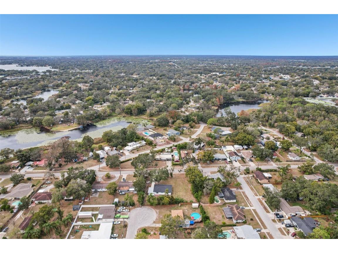 12809 N Boulevard Tampa FL 33612 TB8461197 image5