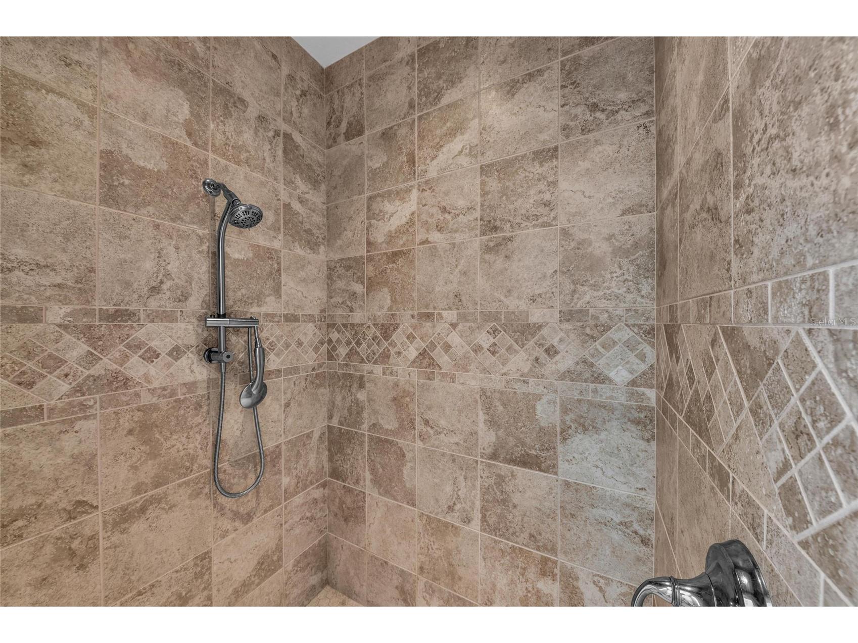 12809 Sheringham Way Sarasota FL 34240 A4681466 image43