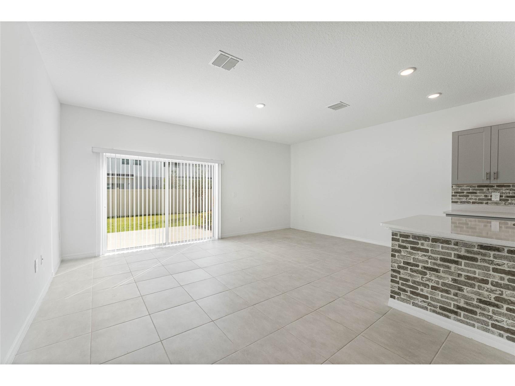 1281 Axel Graeson Avenue Kissimmee FL 34744 O6405817 image4
