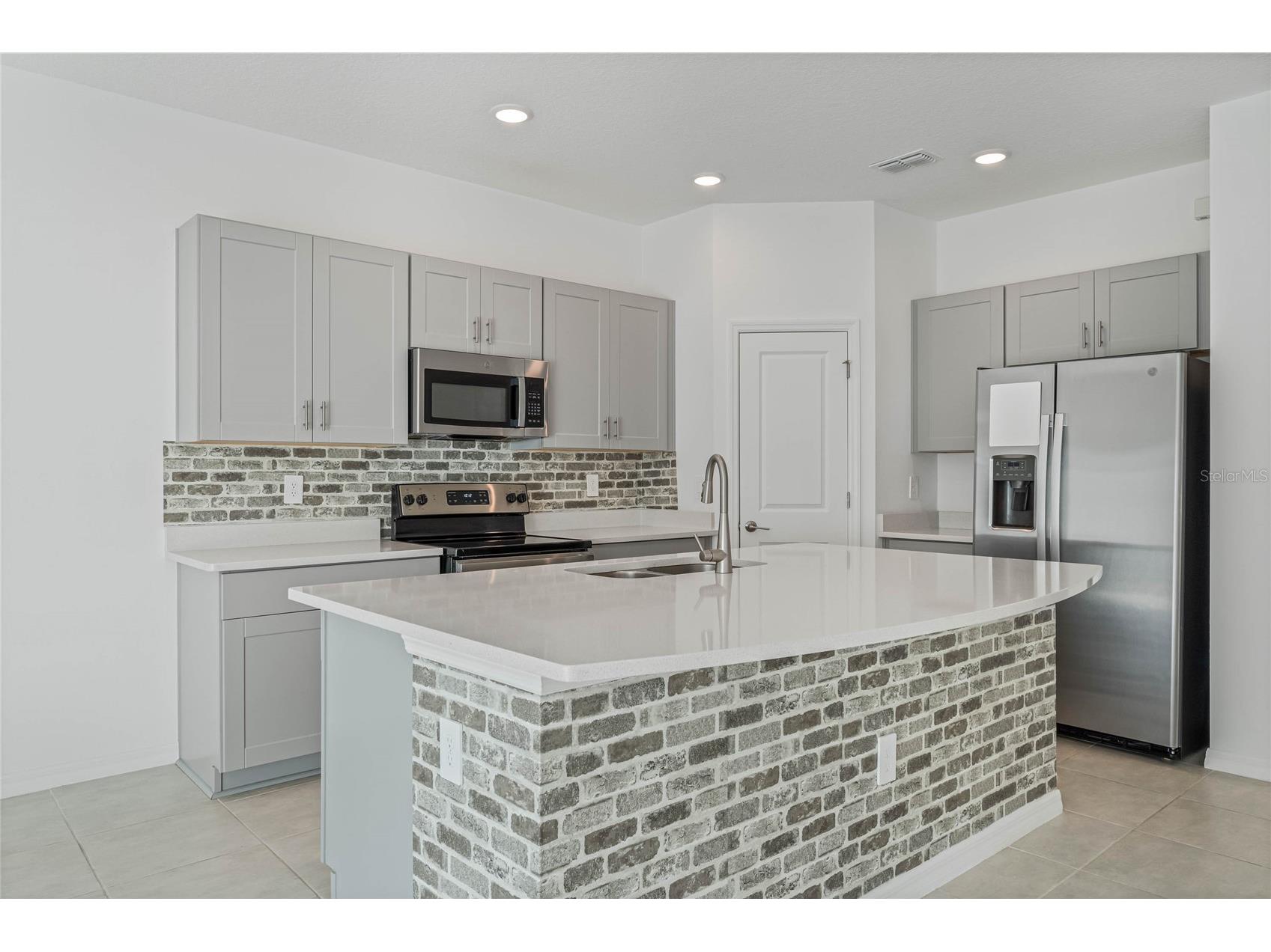 1281 Axel Graeson Avenue Kissimmee FL 34744 O6405817 image6