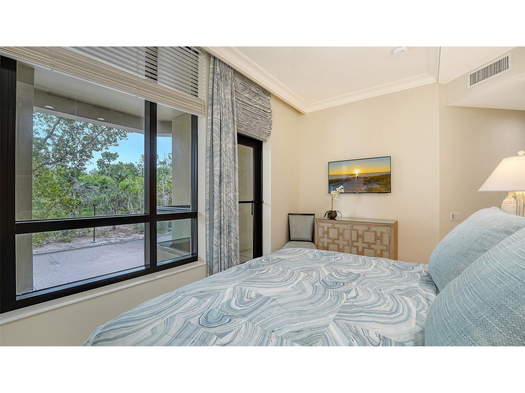 1281 Gulf Of Mexico Drive #111 Longboat Key FL 34228 - GULF A4688079 image20